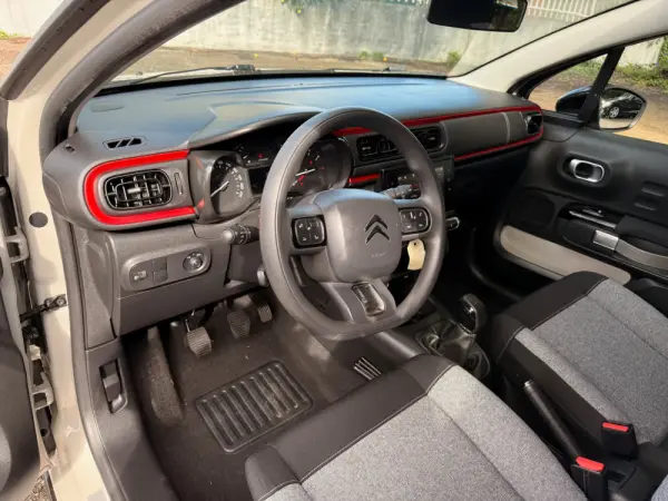 Citroën C3 1.2 PureTech C-Series 12