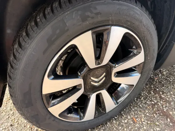 Citroën C3 1.2 PureTech C-Series 24