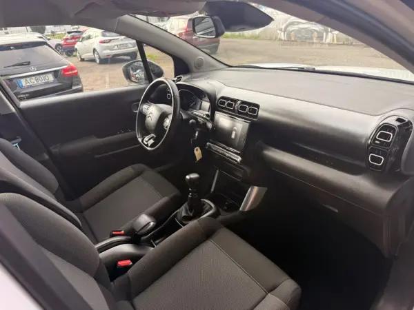 Citroën C3 Aircross 1.2 PureTech Shine 11