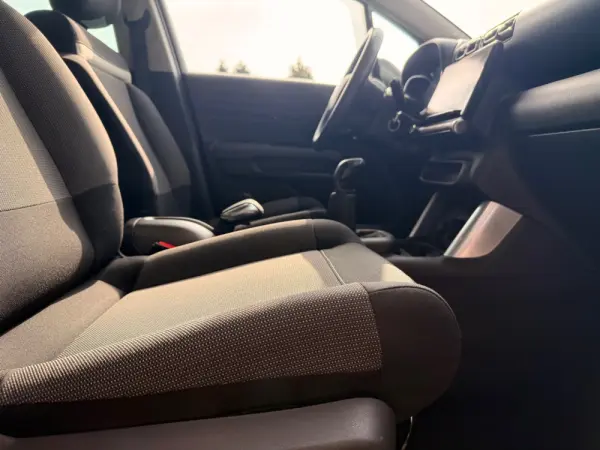 Citroën C3 Aircross 1.2 PureTech Shine 12