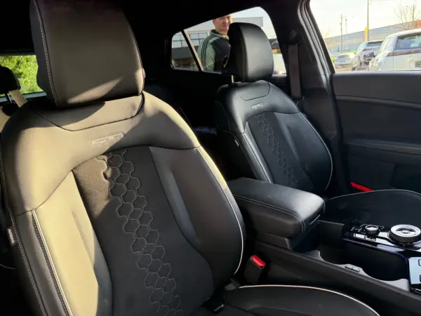 Kia Sportage 1.6 T-GDi GT-Line 7DCT 10