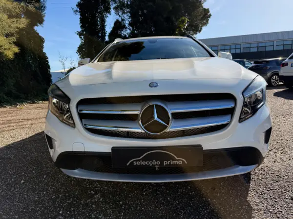 Mercedes-Benz GLA 180 d SENSATION 7