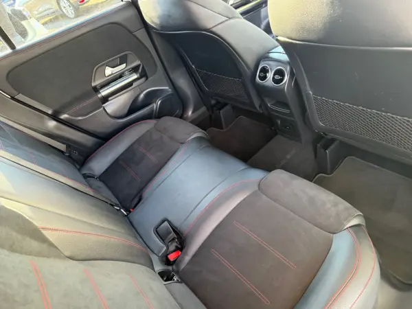 Mercedes-Benz GLA 250 e AMG Line 21