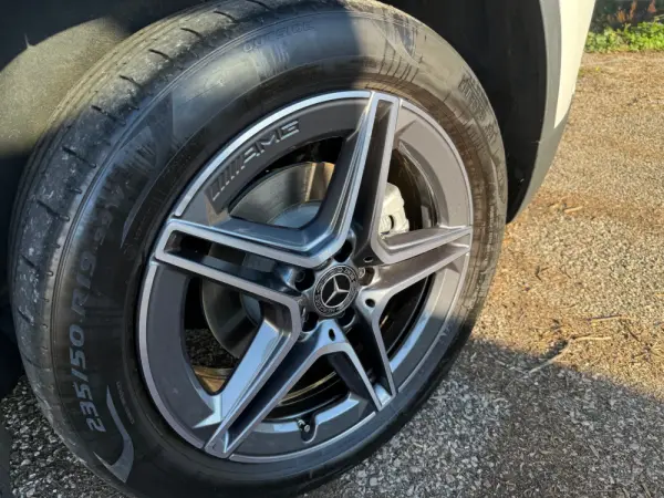 Mercedes-Benz GLA 250 e AMG Line 25