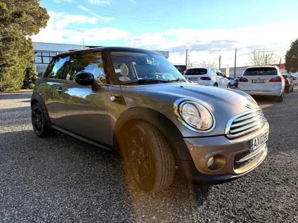 MINI 3 Portas Cooper D 5