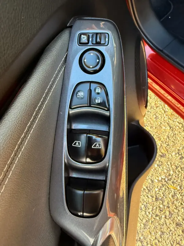 Nissan Juke 1.0 DIG-T Tekna DCT 17