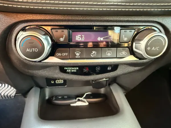 Nissan Juke 1.0 DIG-T Tekna DCT 22