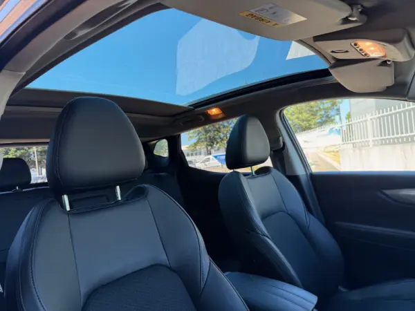 Nissan Qashqai 1.6 dCi Tekna Premium 12