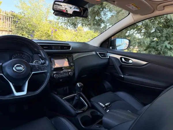 Nissan Qashqai 1.6 dCi Tekna Premium 26