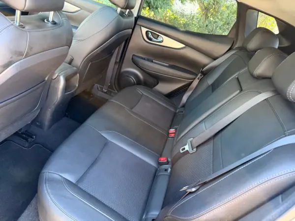 Nissan Qashqai 1.6 dCi Tekna Premium 28