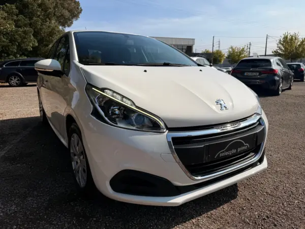 Peugeot 208 1.2 PureTech Access 6