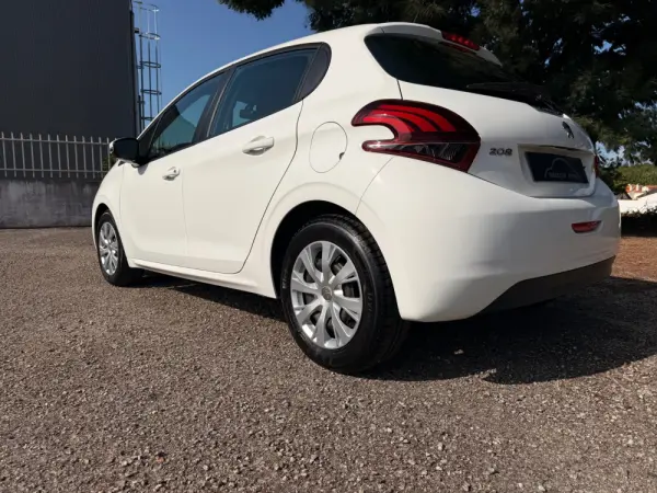 Peugeot 208 1.2 PureTech Access 10