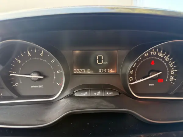 Peugeot 208 1.2 PureTech Access 16