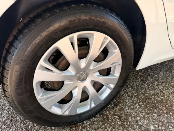 Peugeot 208 1.2 PureTech Access 25