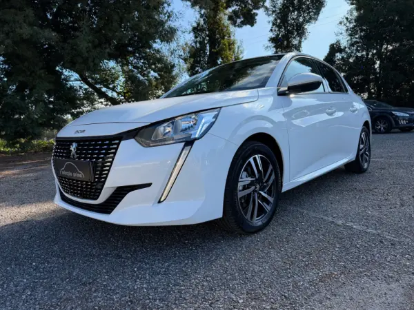 Peugeot 208 1.2 PureTech Allure Pack 10