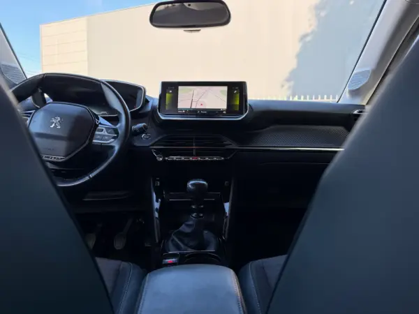 Peugeot 208 1.2 PureTech Allure Pack 26