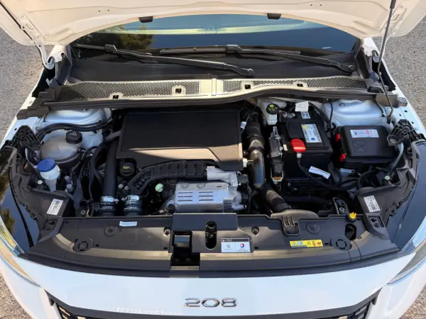 Peugeot 208 1.2 PureTech Allure Pack 34