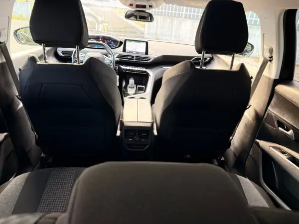 Peugeot 3008 1.6 BlueHDi Allure EAT6 32