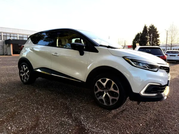 Renault Captur 1.5 dci ELYSEÉ 5