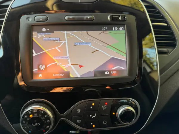 Renault Captur 1.5 dci ELYSEÉ 17