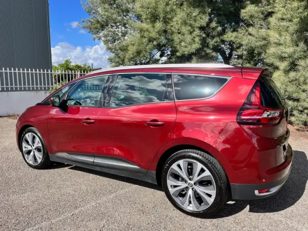 Renault Grand Scénic 1.5 dCi Intens EDC SS 2