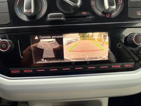 Volkswagen Up! 1.0 Move Up! Beats 20