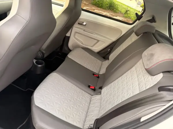 Volkswagen Up! 1.0 Move Up! Beats 25