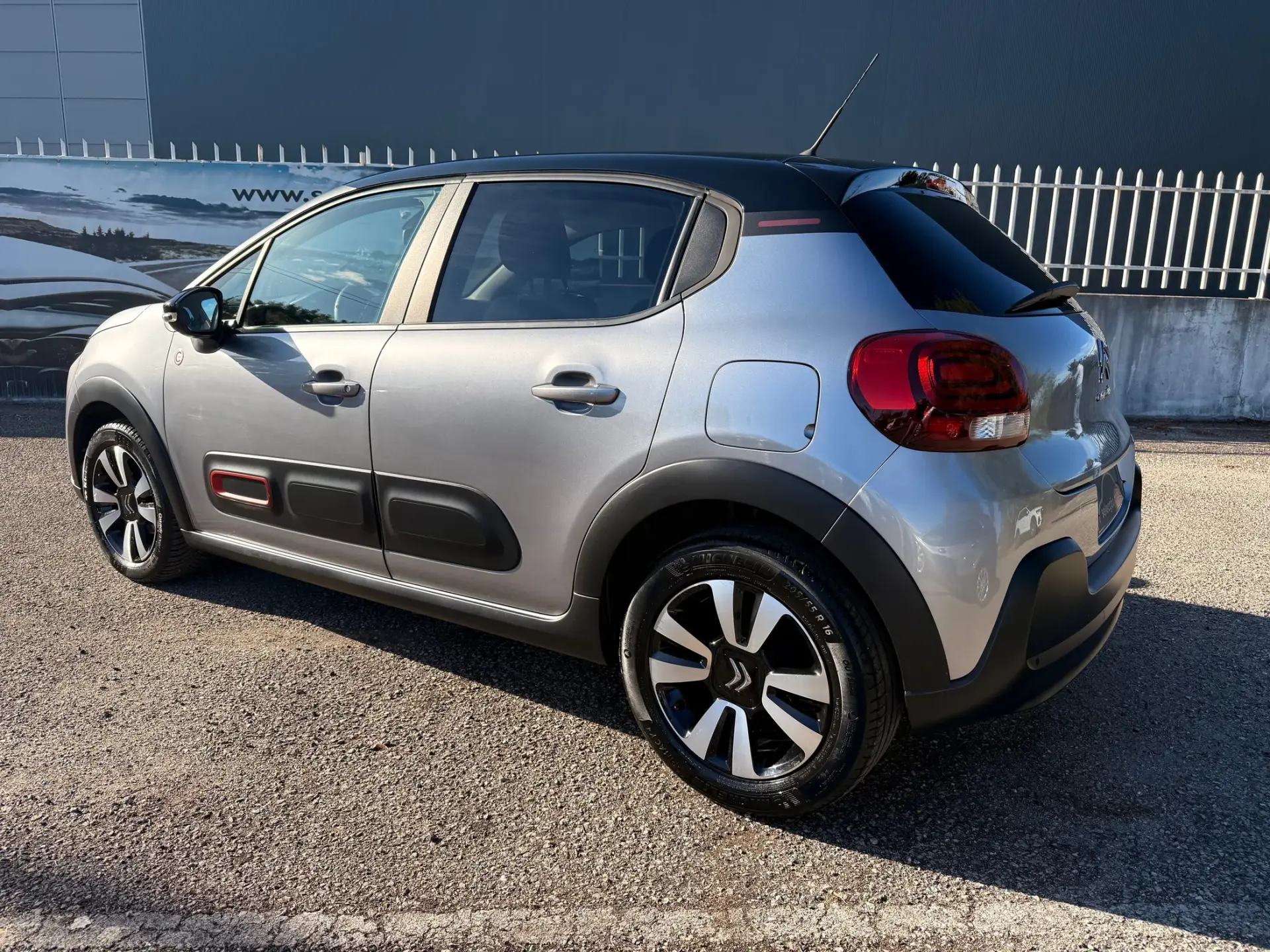 Citroën C3 1.2 PureTech C-Series 2