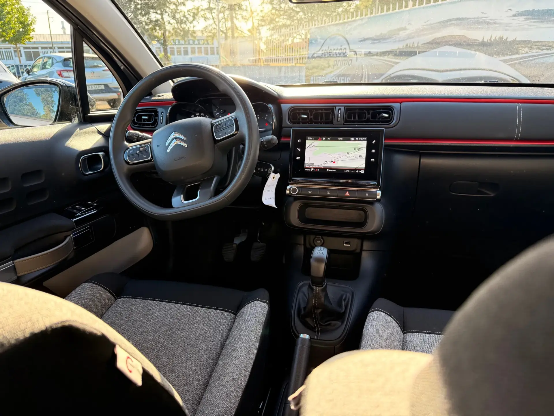 Citroën C3 1.2 PureTech C-Series 15