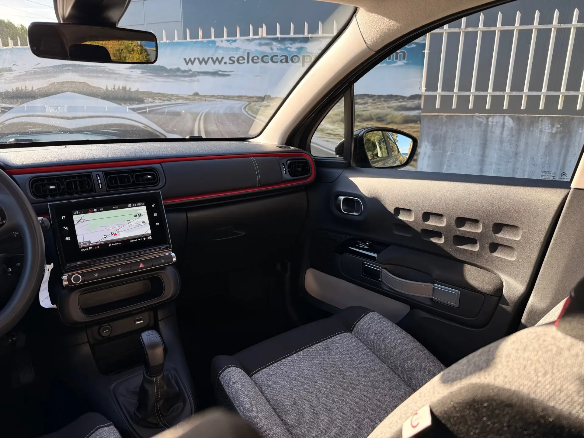 Citroën C3 1.2 PureTech C-Series 16