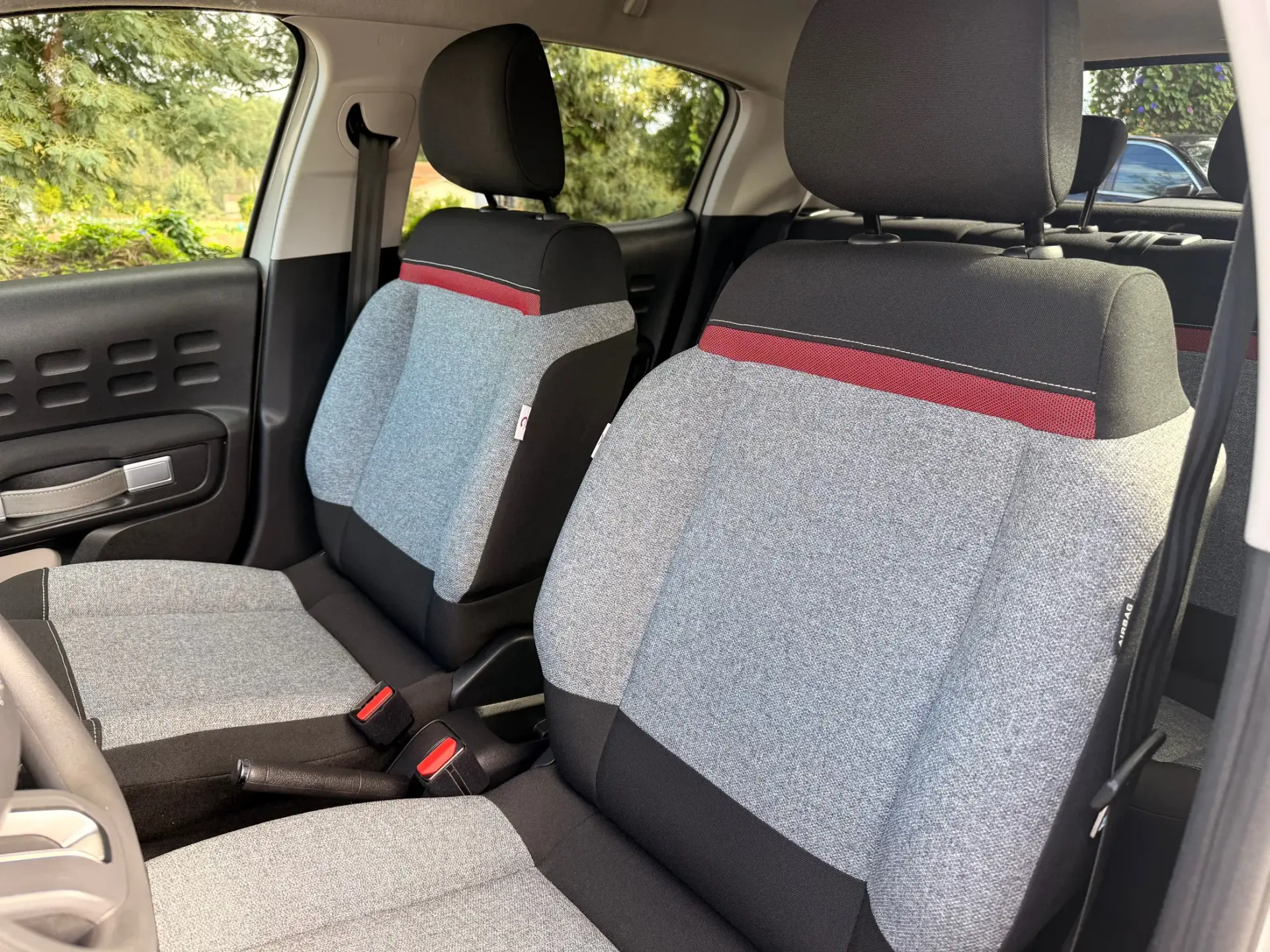 Citroën C3 1.2 PureTech C-Series 14