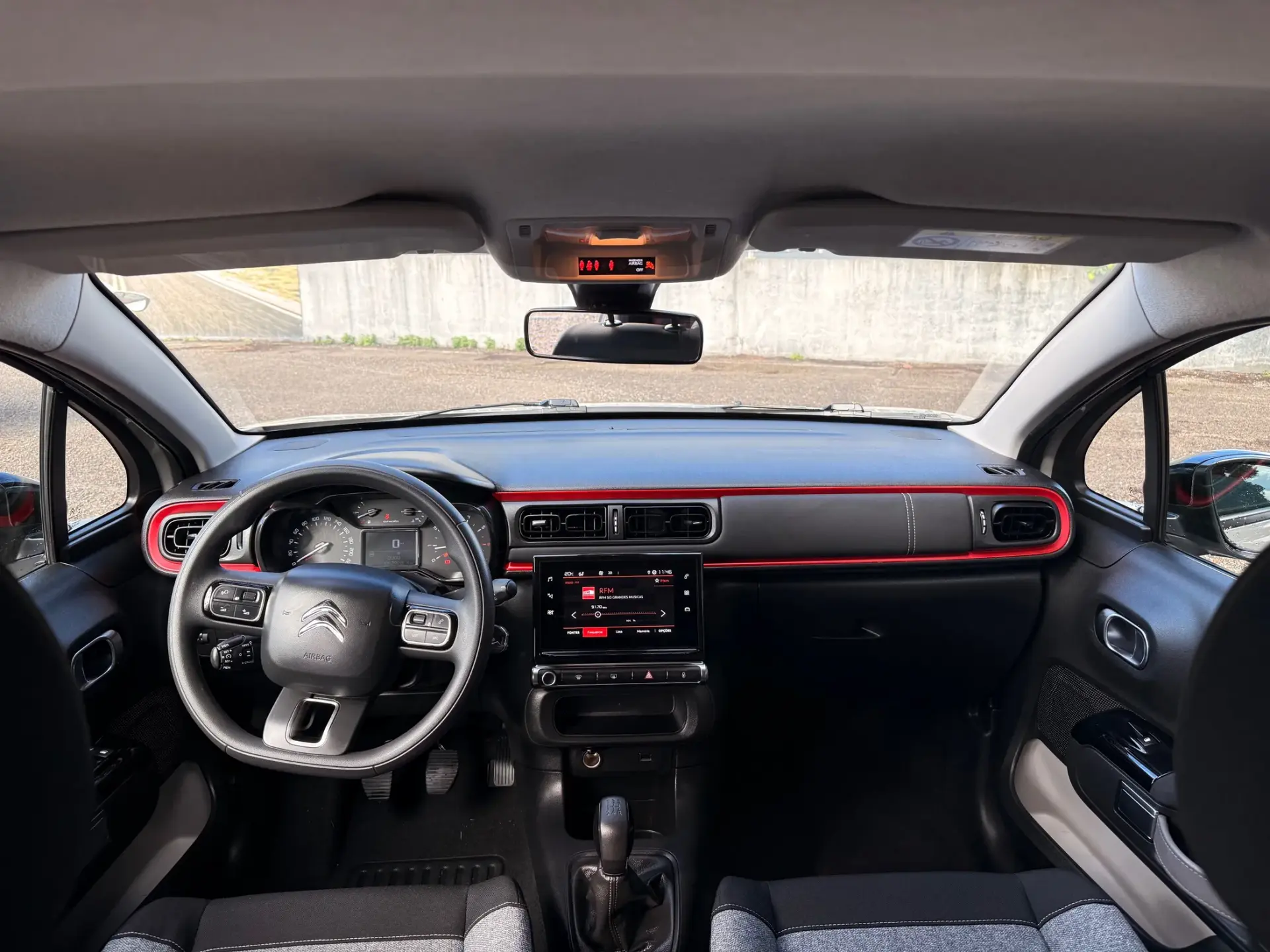 Citroën C3 1.2 PureTech C-Series 19