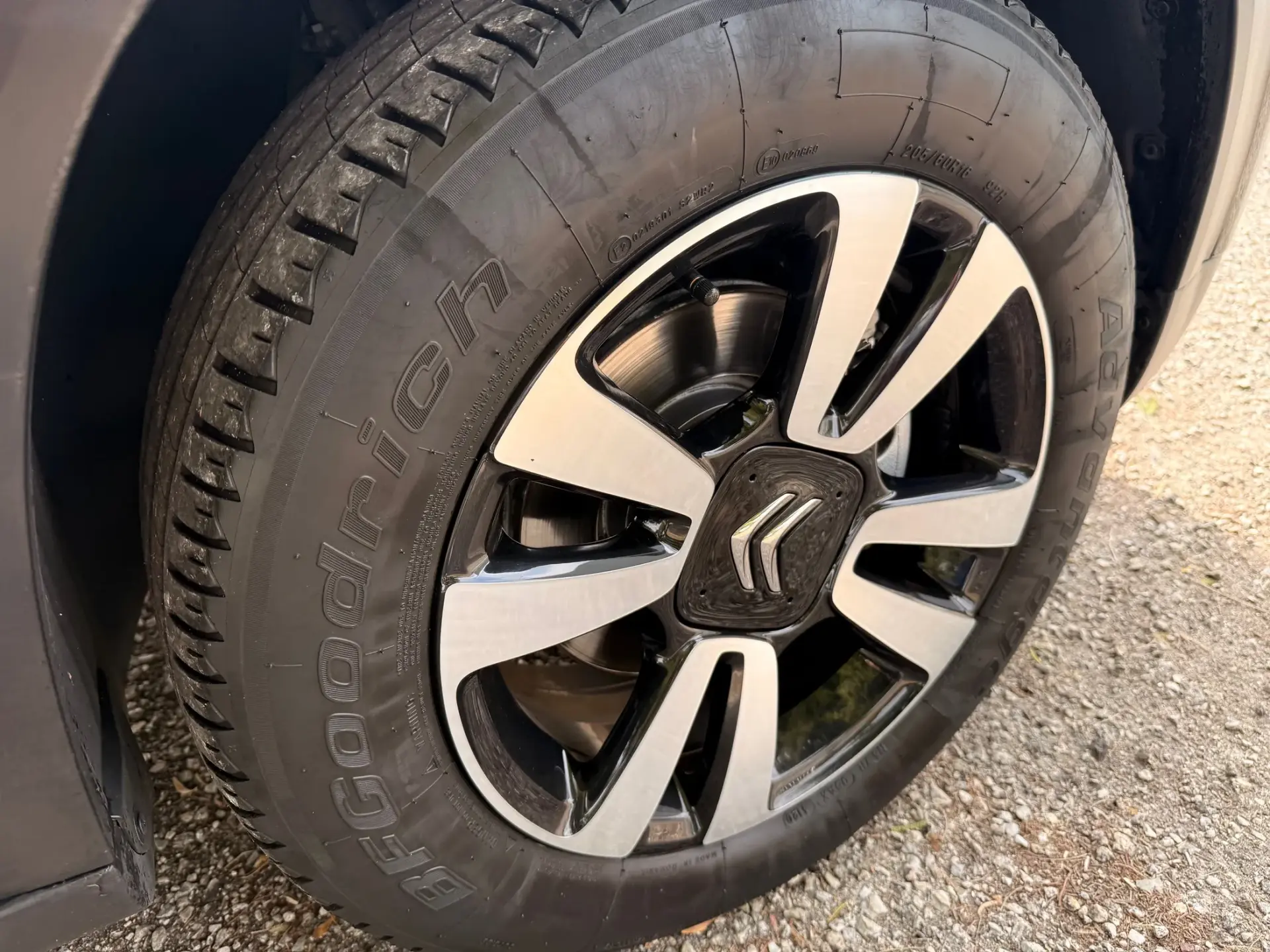 Citroën C3 Aircross 1.2 PureTech Shine 26