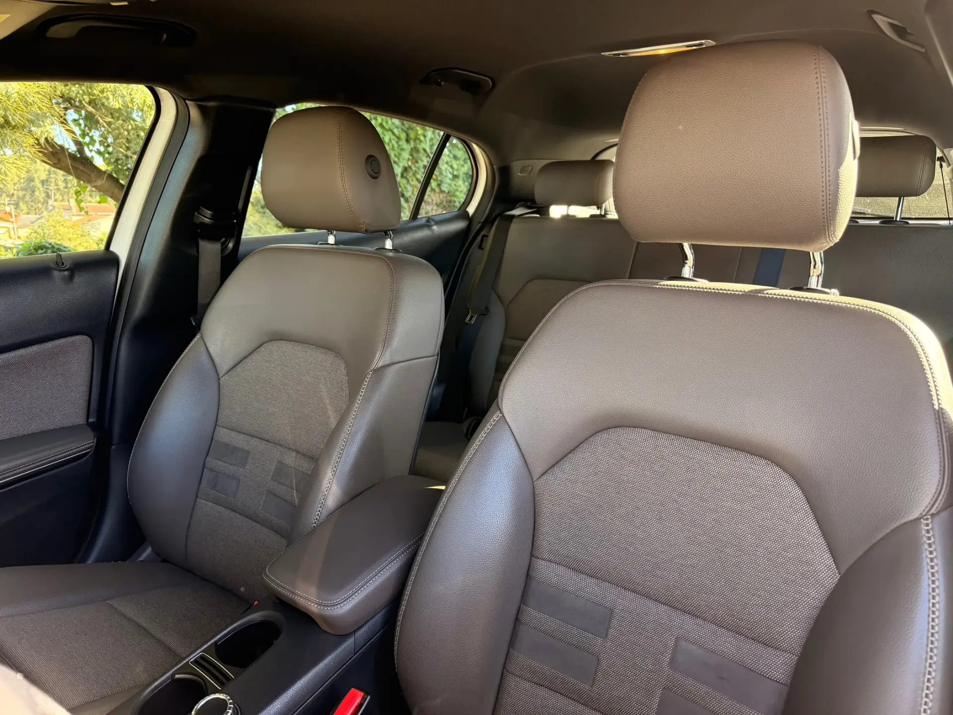 Mercedes-Benz GLA 180 d SENSATION 15