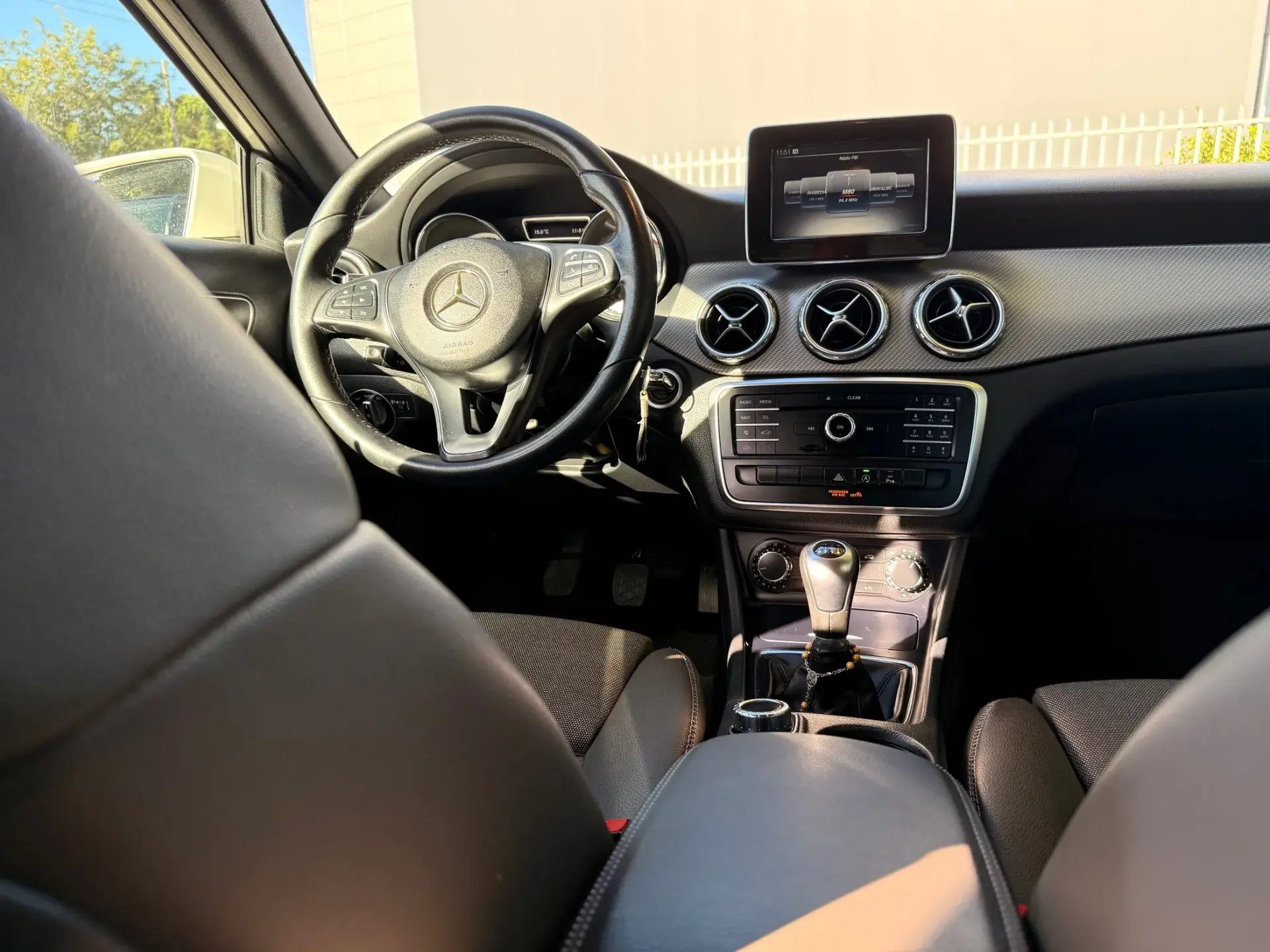 Mercedes-Benz GLA 180 d SENSATION 25