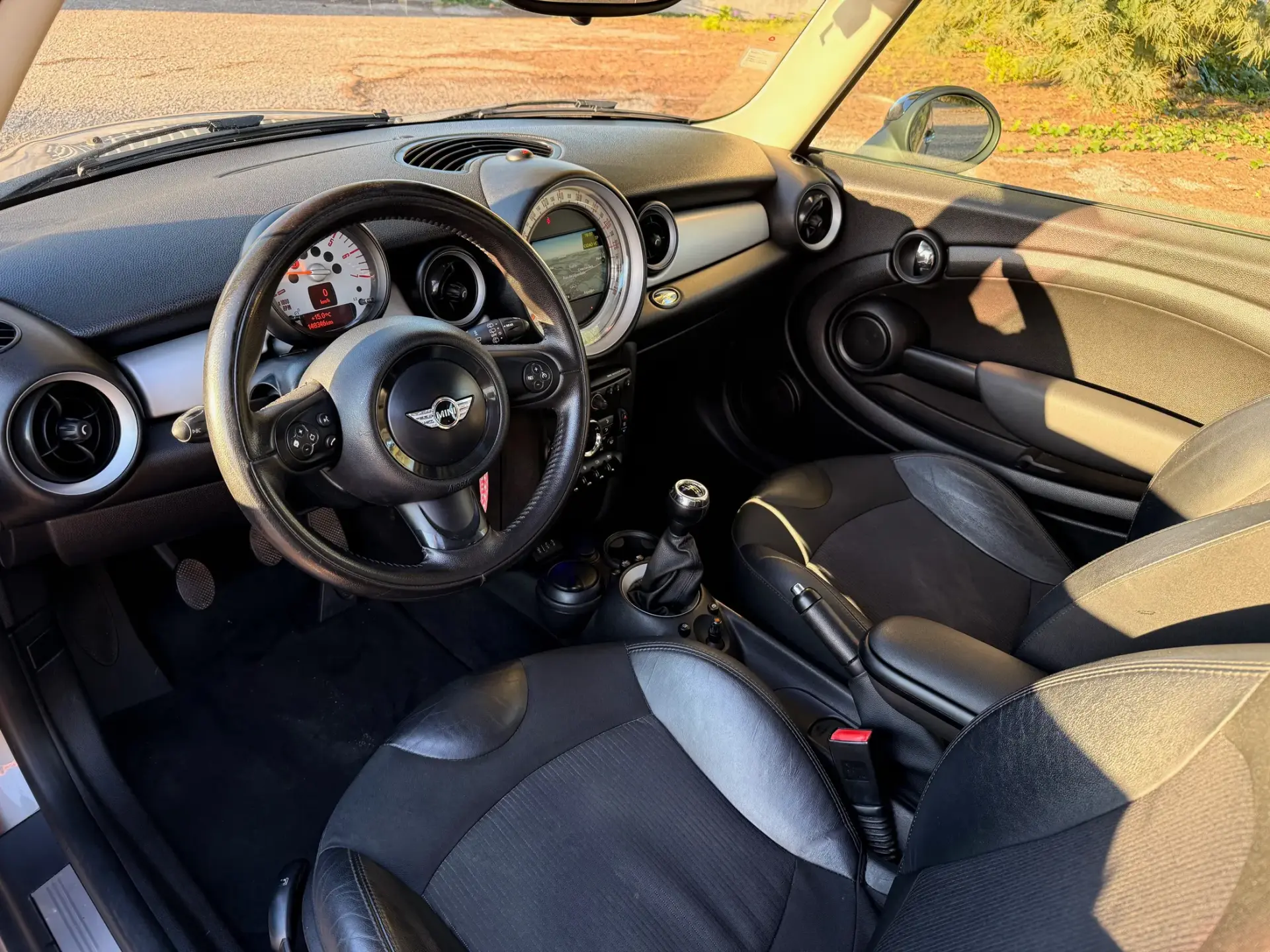 MINI 3 Portas Cooper D 8