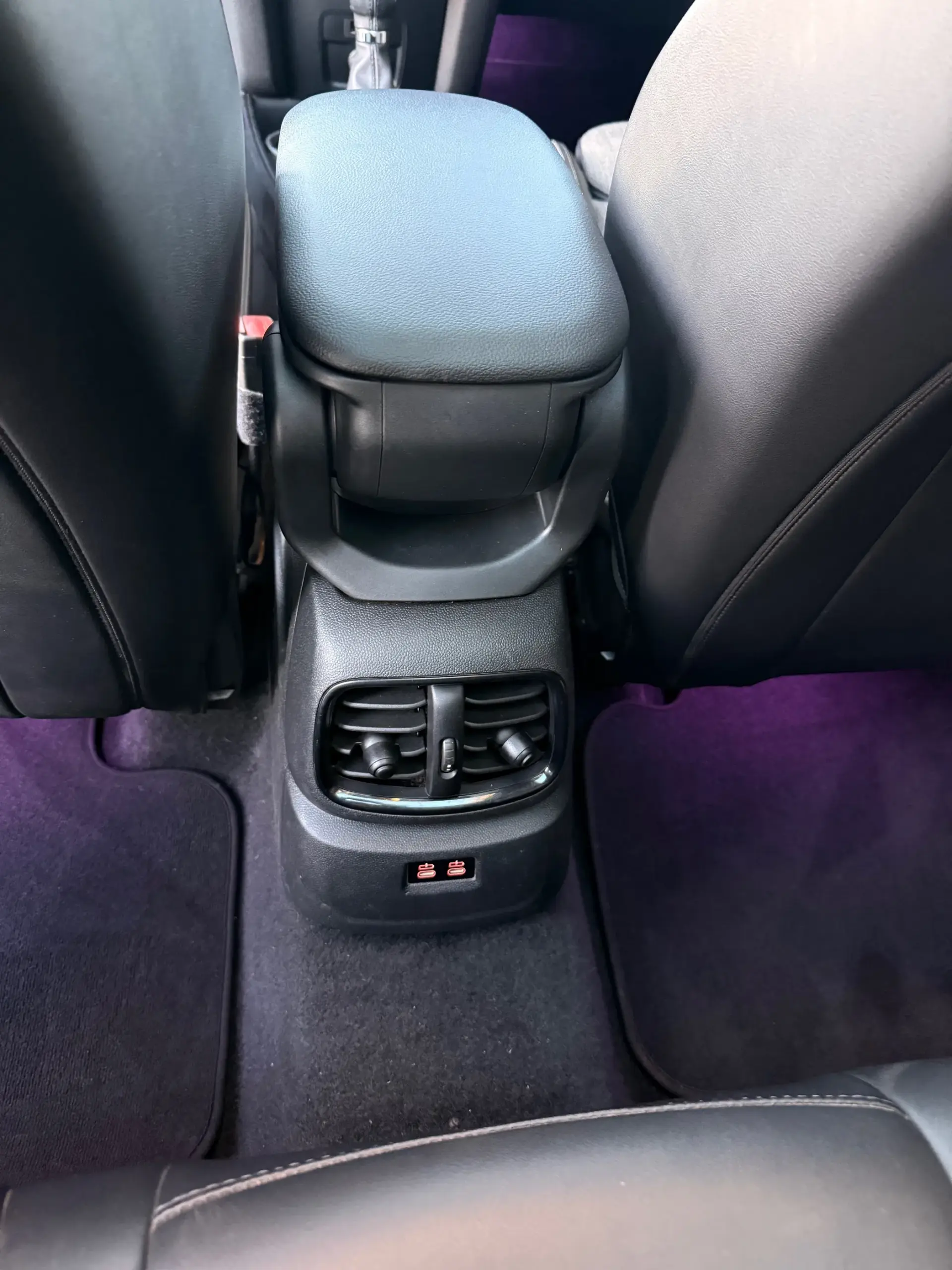 MINI Countryman COOPER SE ALL4 AUTO TECTO 29