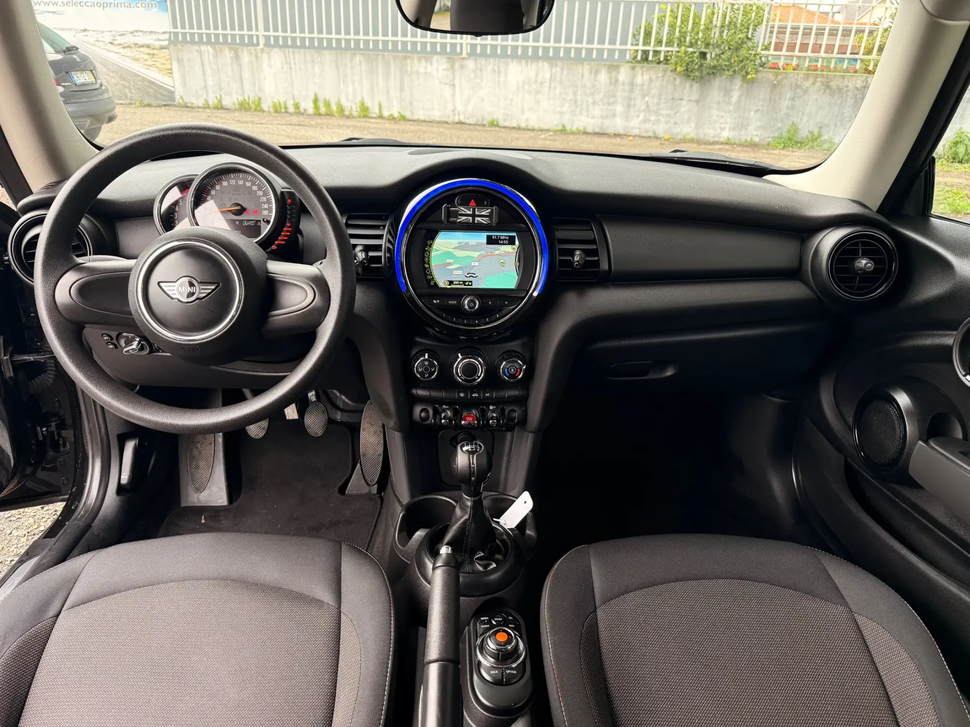 MINI 3 Portas One D 17