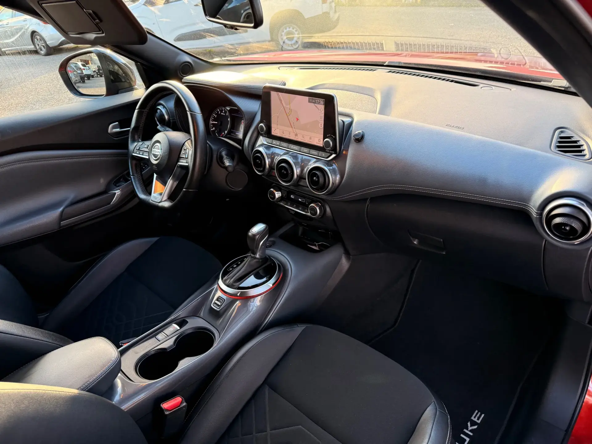 Nissan Juke 1.0 DIG-T Tekna DCT 10