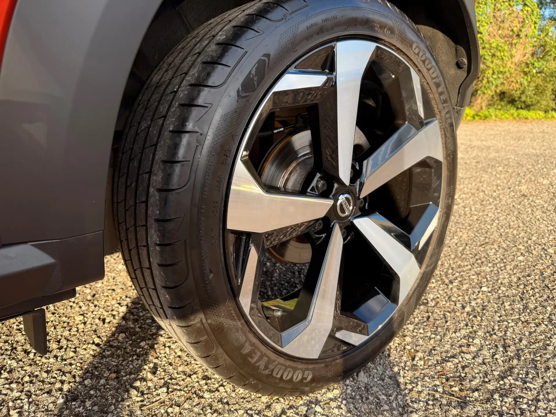 Nissan Juke 1.0 DIG-T Tekna DCT 32