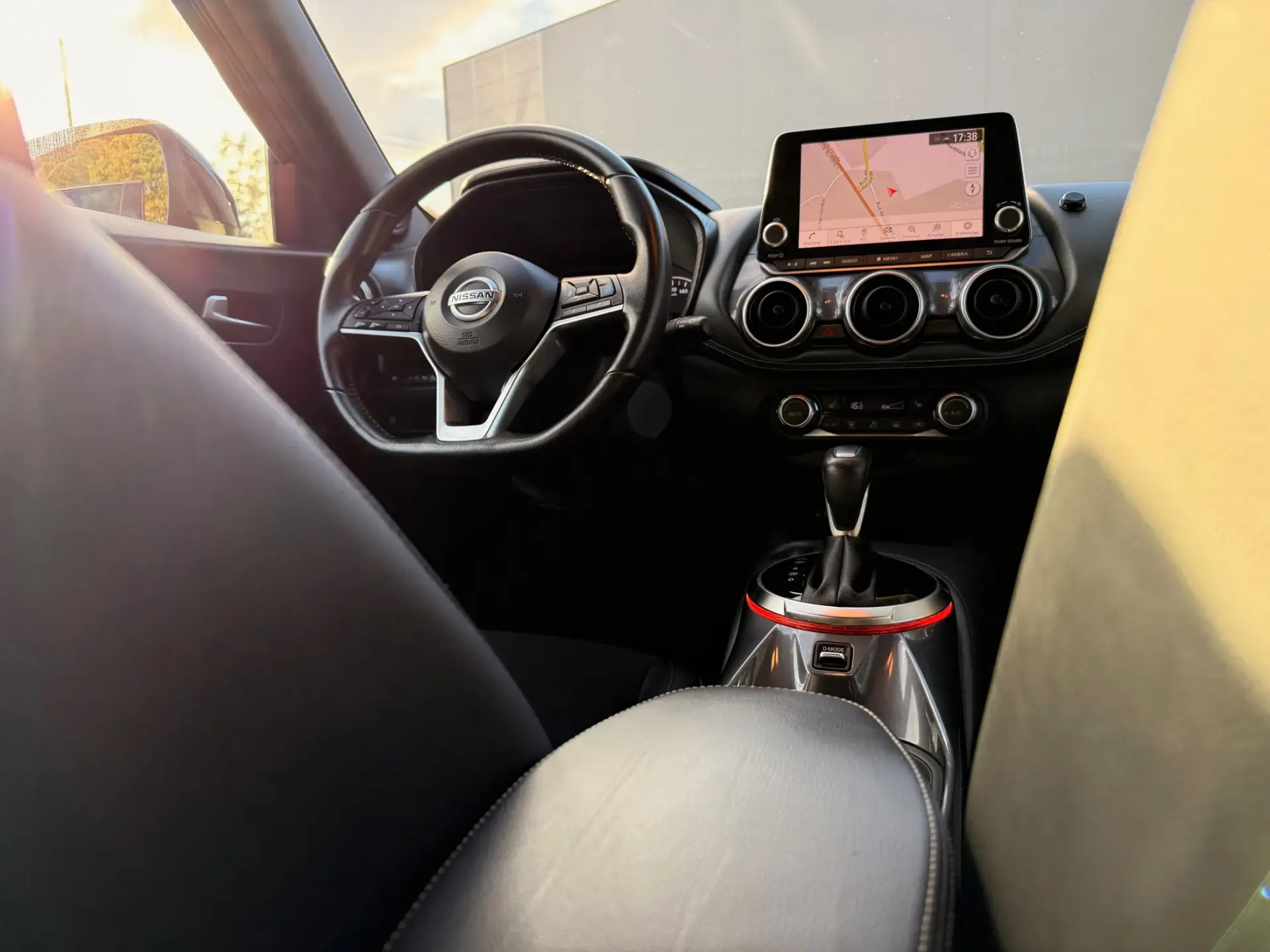 Nissan Juke 1.0 DIG-T Tekna DCT 33