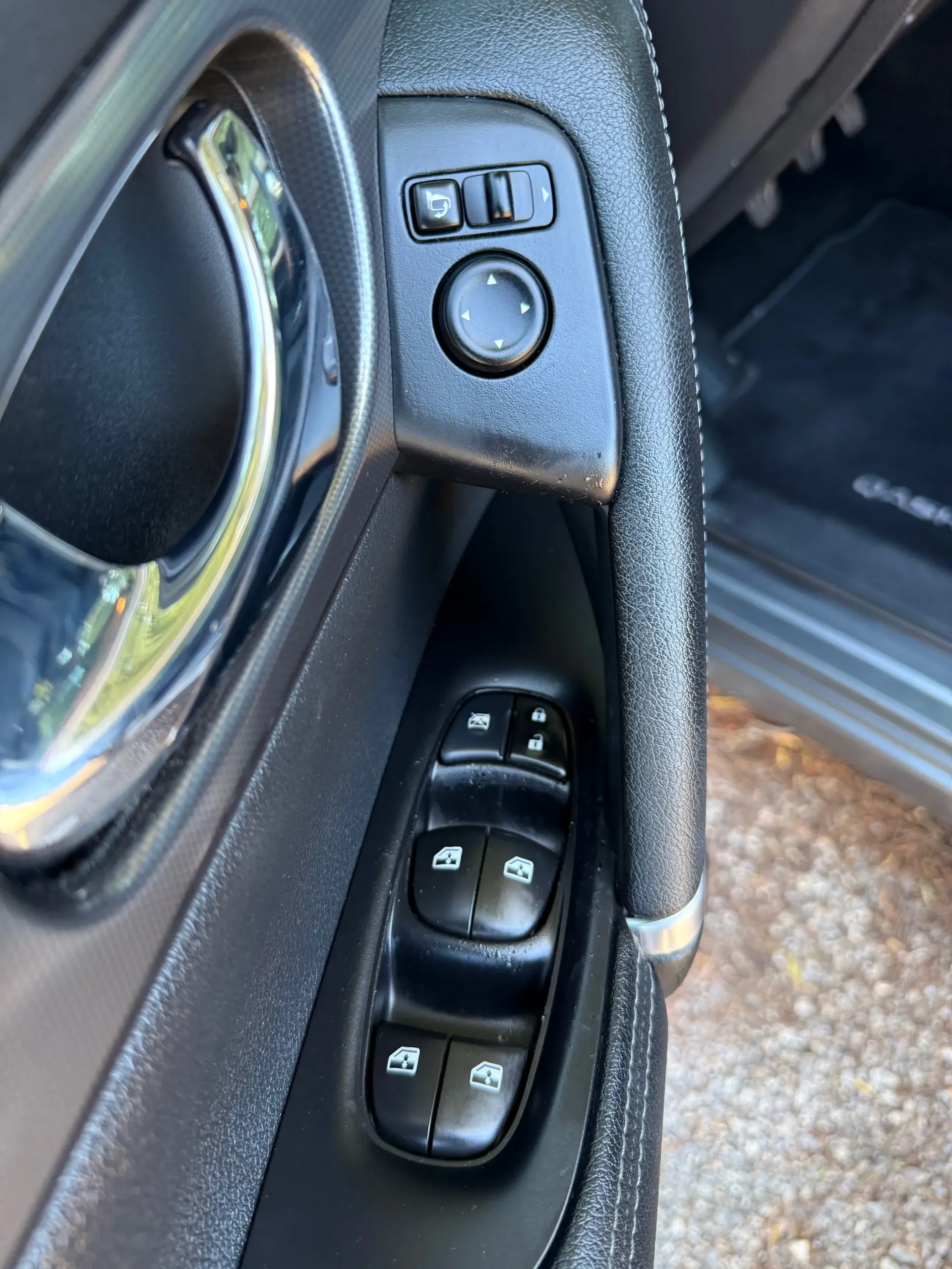 Nissan Qashqai 1.6 dCi Tekna Premium 15