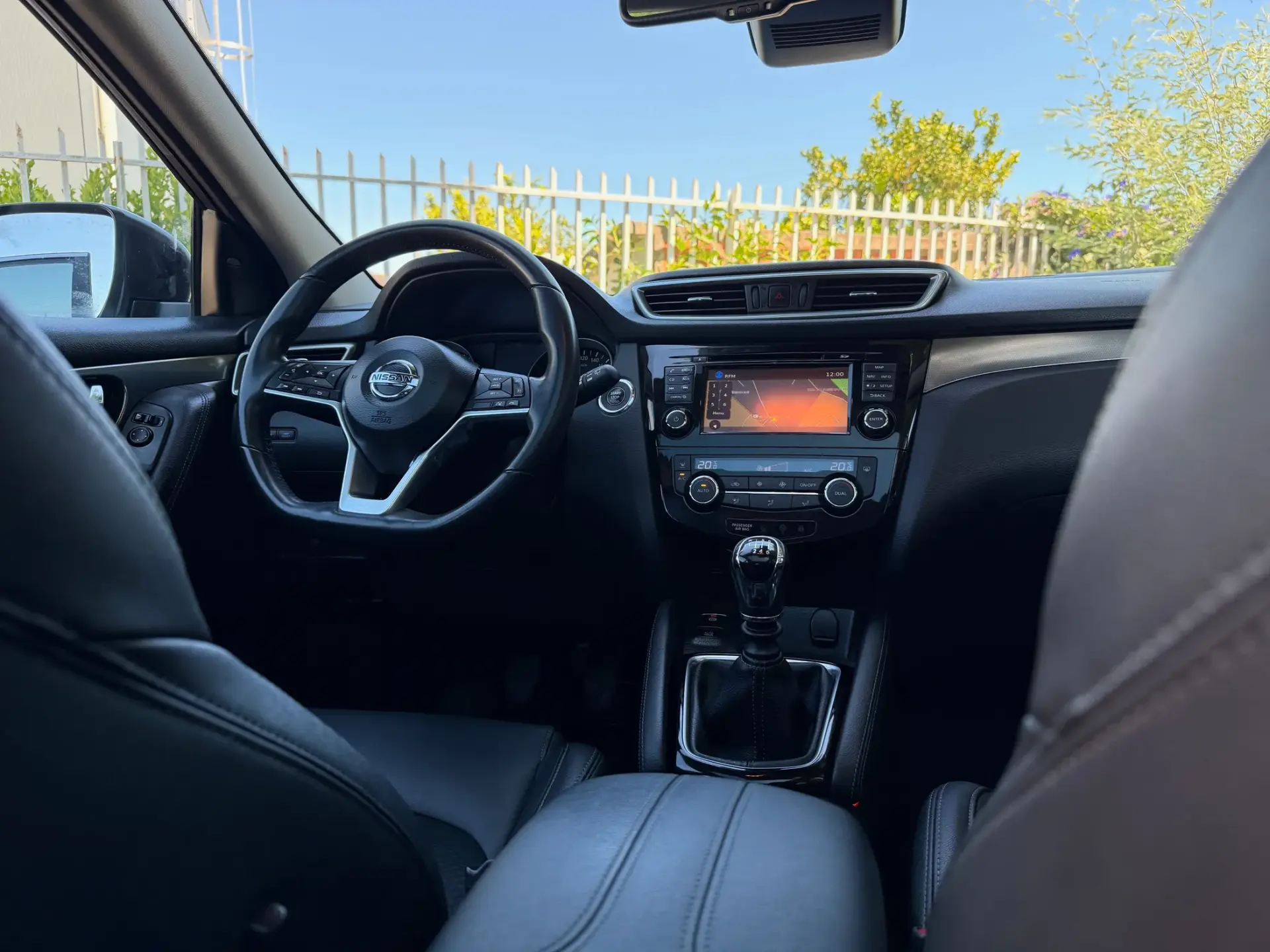 Nissan Qashqai 1.6 dCi Tekna Premium 25