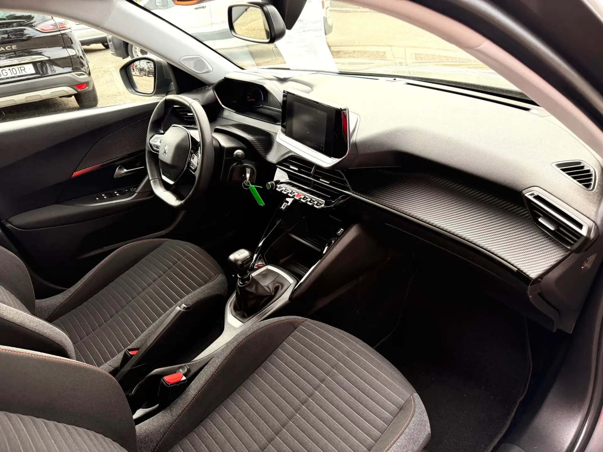 Peugeot 2008 1.2 PureTech Active Pack 11