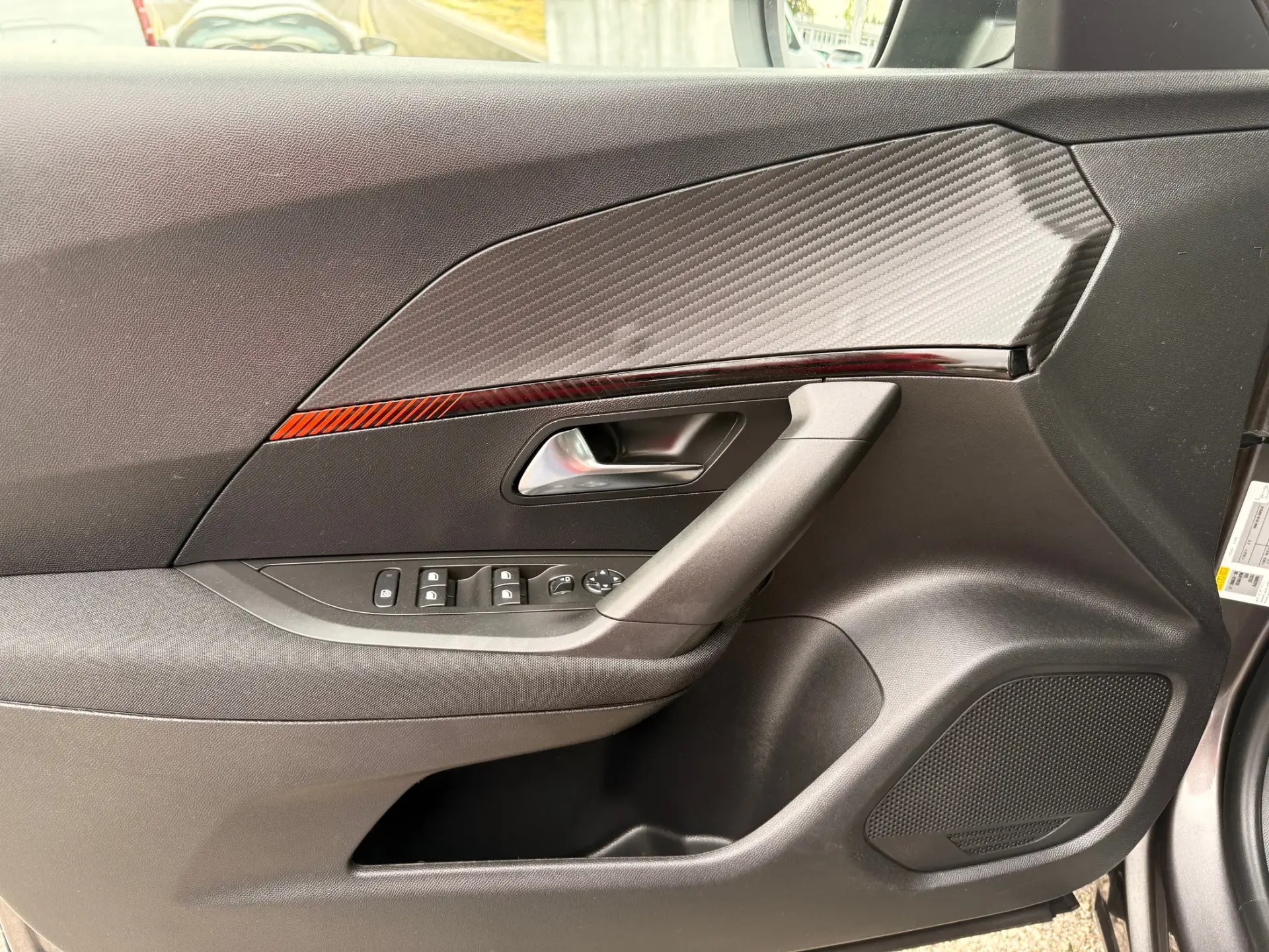 Peugeot 2008 1.2 PureTech Active Pack 16