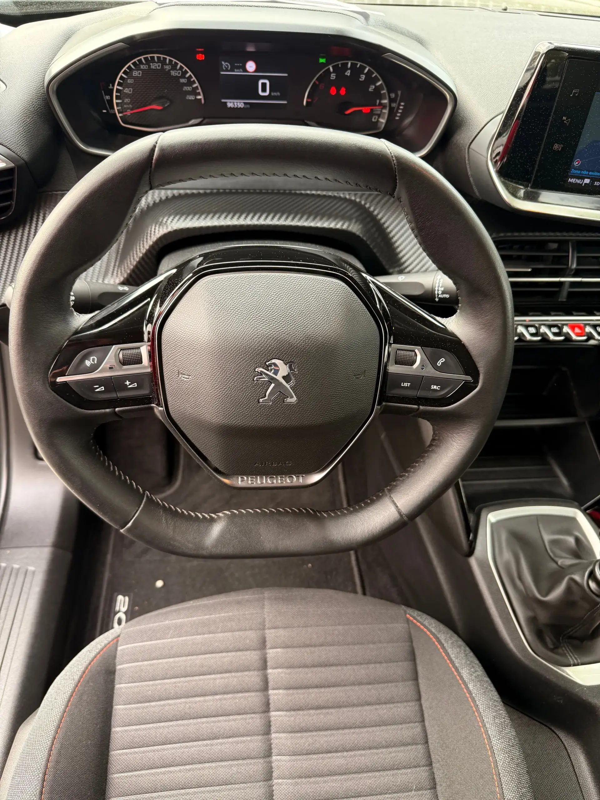 Peugeot 2008 1.2 PureTech Active Pack 17