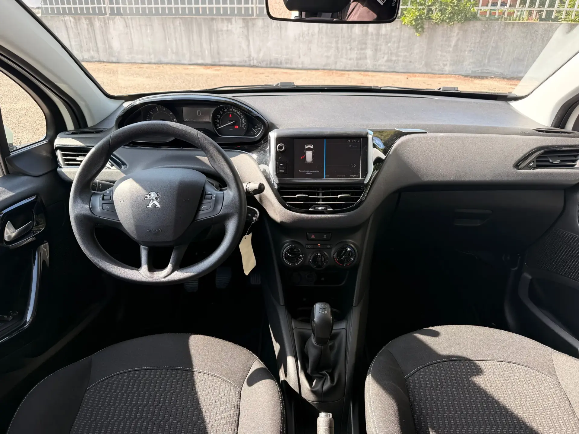 Peugeot 208 1.2 PureTech Access 19