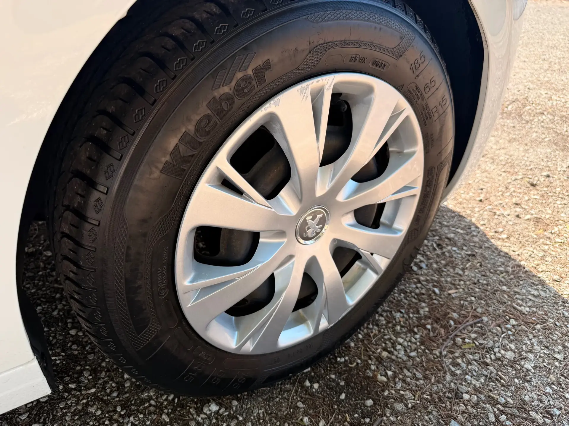 Peugeot 208 1.2 PureTech Access 26