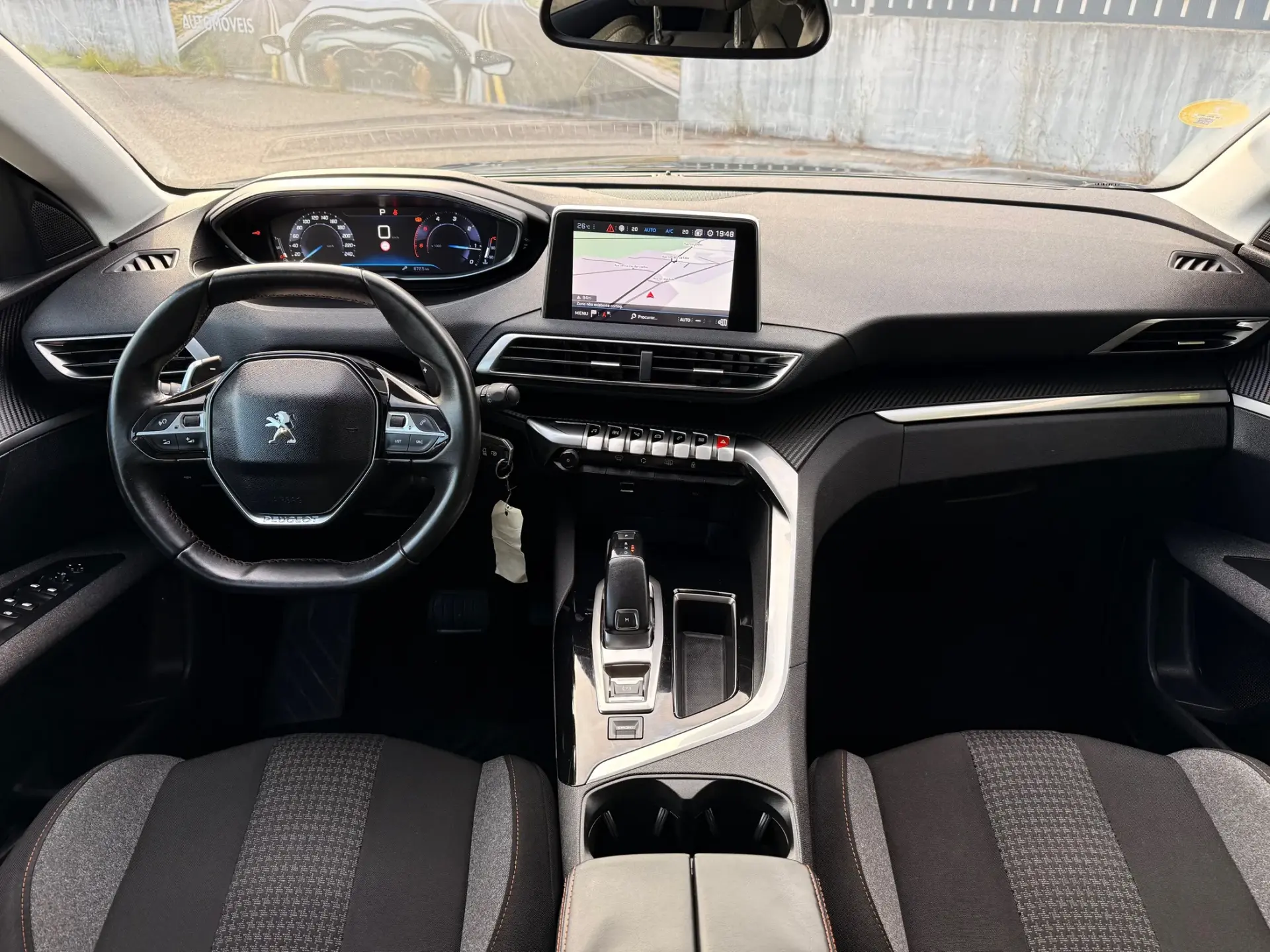 Peugeot 3008 1.6 BlueHDi Allure EAT6 25