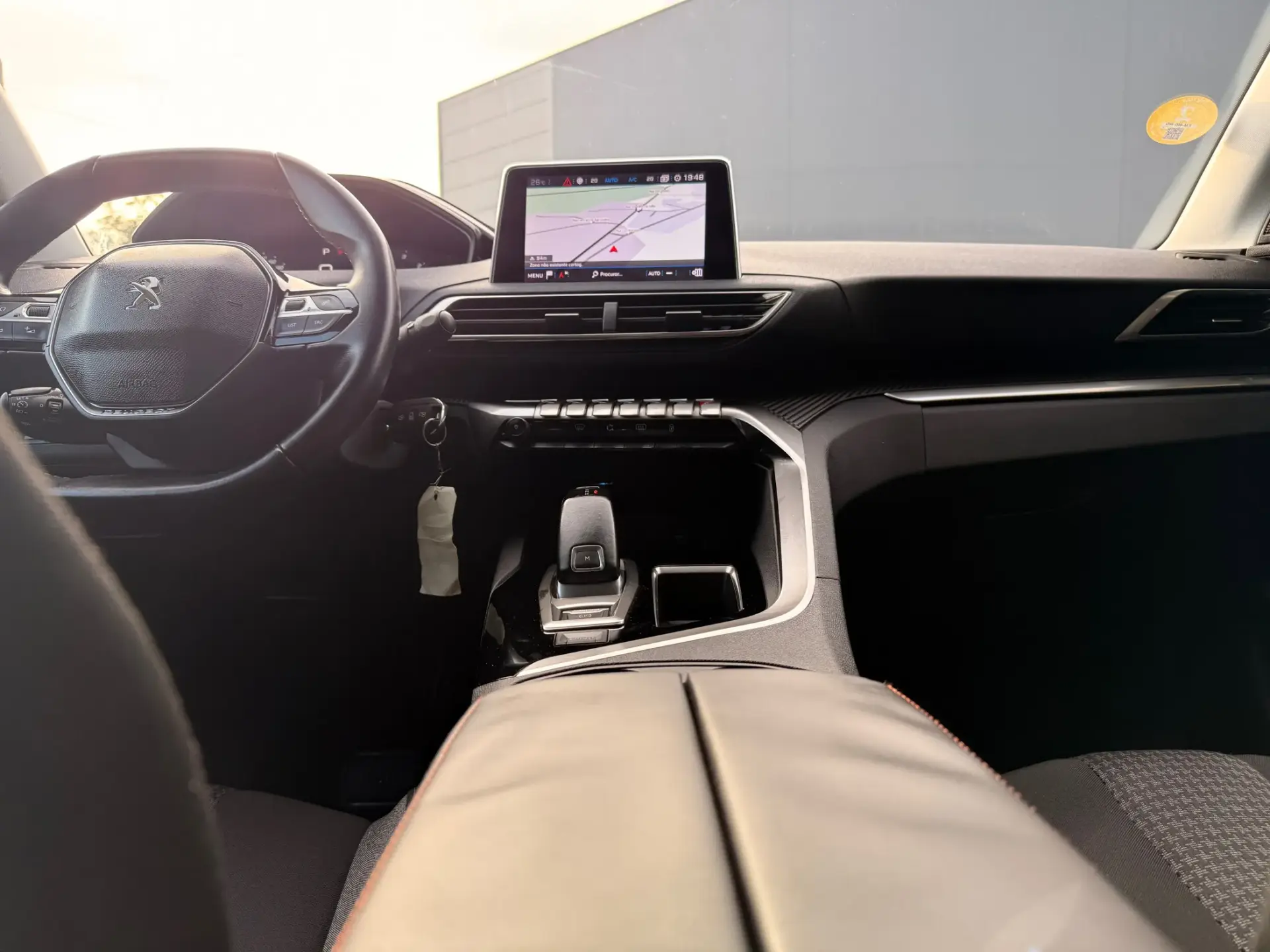 Peugeot 3008 1.6 BlueHDi Allure EAT6 28